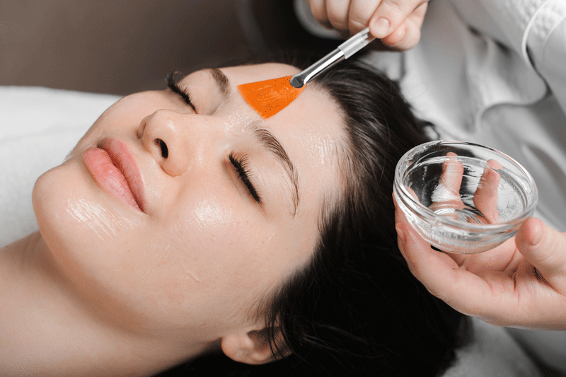 Chemical Peels - Dr. Desmer Destang